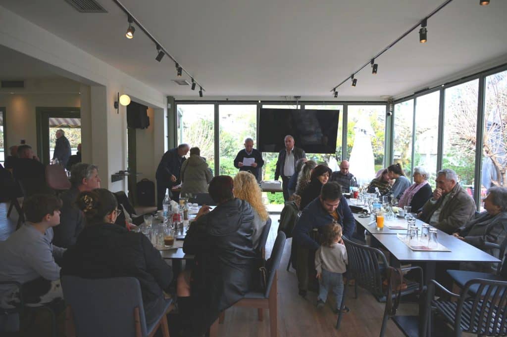 Ο Σύλλογος Αγραμπέλων έκοψε την πίτα του - φωτό