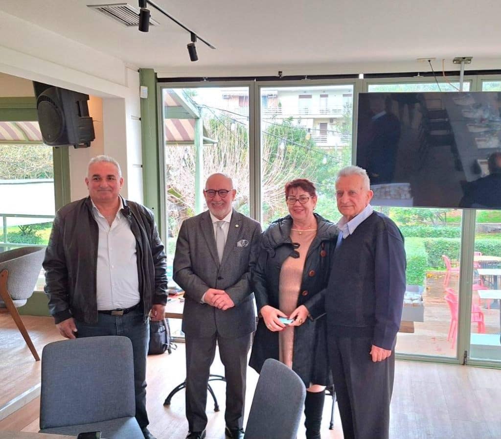 ΑΧΑΪΑ: - φωτό: Ο δραστήριος Πολιτιστικός – Εξωραϊστικός Σύλλογος Αγραμπέλων «Ο Άγιος Δημήτριος»