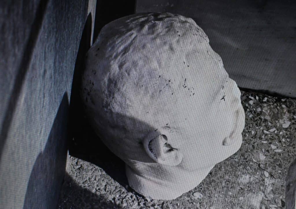 Πάτρα: Ποιος αποκεφάλισε την προτομή του Τριάντη στο Νεκροταφείο; Τι λέει η δημοτική αρχή - φωτο