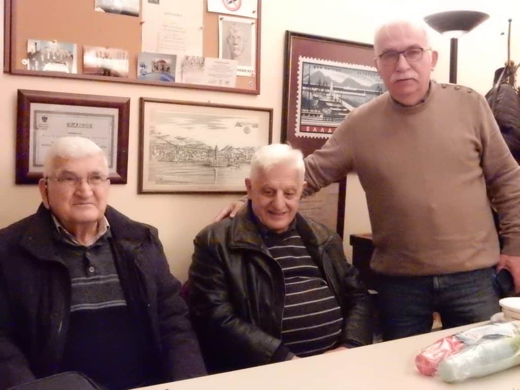 Πάτρα - ΦΩΤΟ: Η πίτα των φιλοτελιστών