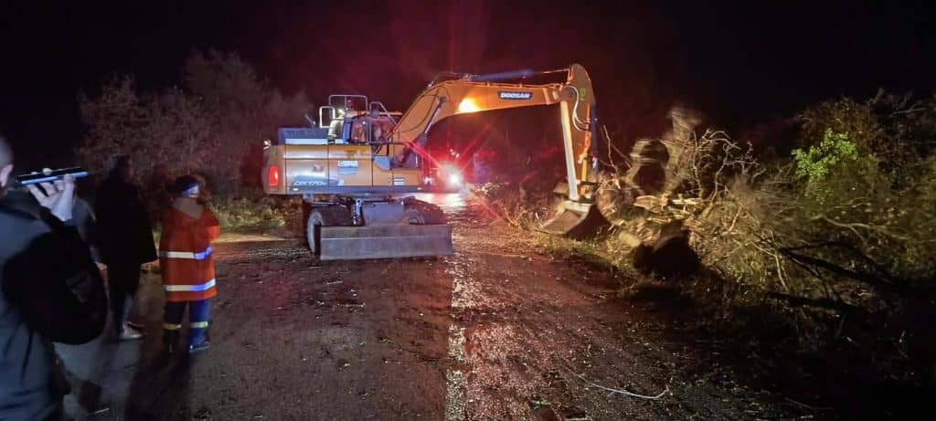 Ανεμοστρόβιλος στον Δήμο Ανδραβίδας Κυλλήνης - φωτό