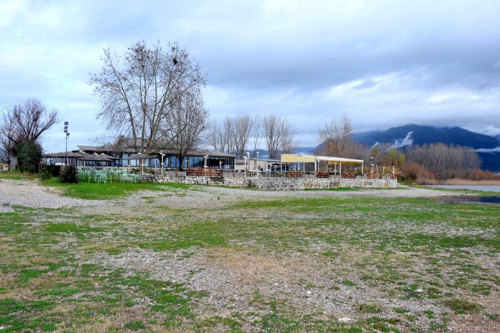 Δυτική Ελλάδα: πόσο έχει ανέβει η στάθμη του νερού στη λίμνη Τριχωνίδα - φωτό