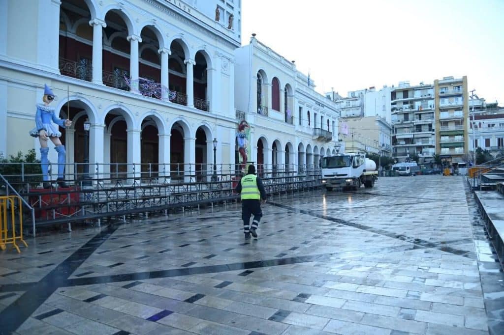 Πάτρα: Καθάρισε η πόλη - Δείτε φωτο