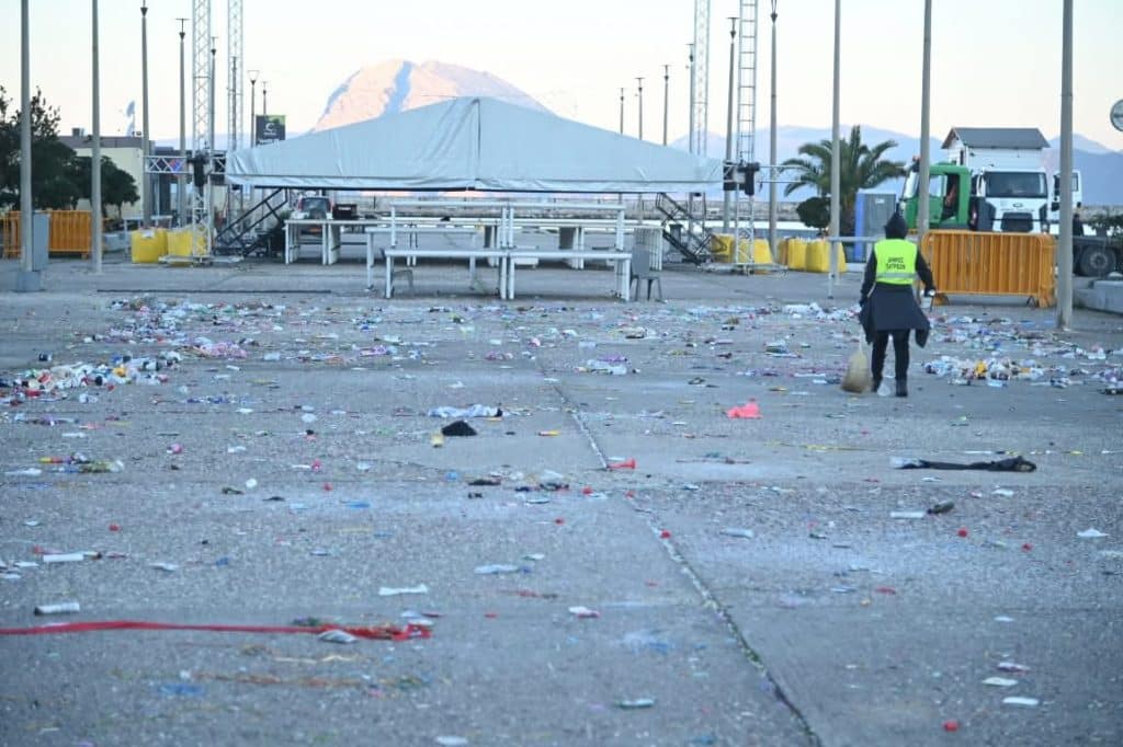 Πάτρα: Το μήνυμα και οι φωτογραφίες του Κώστα Πελετίδη για την καθαριότητα