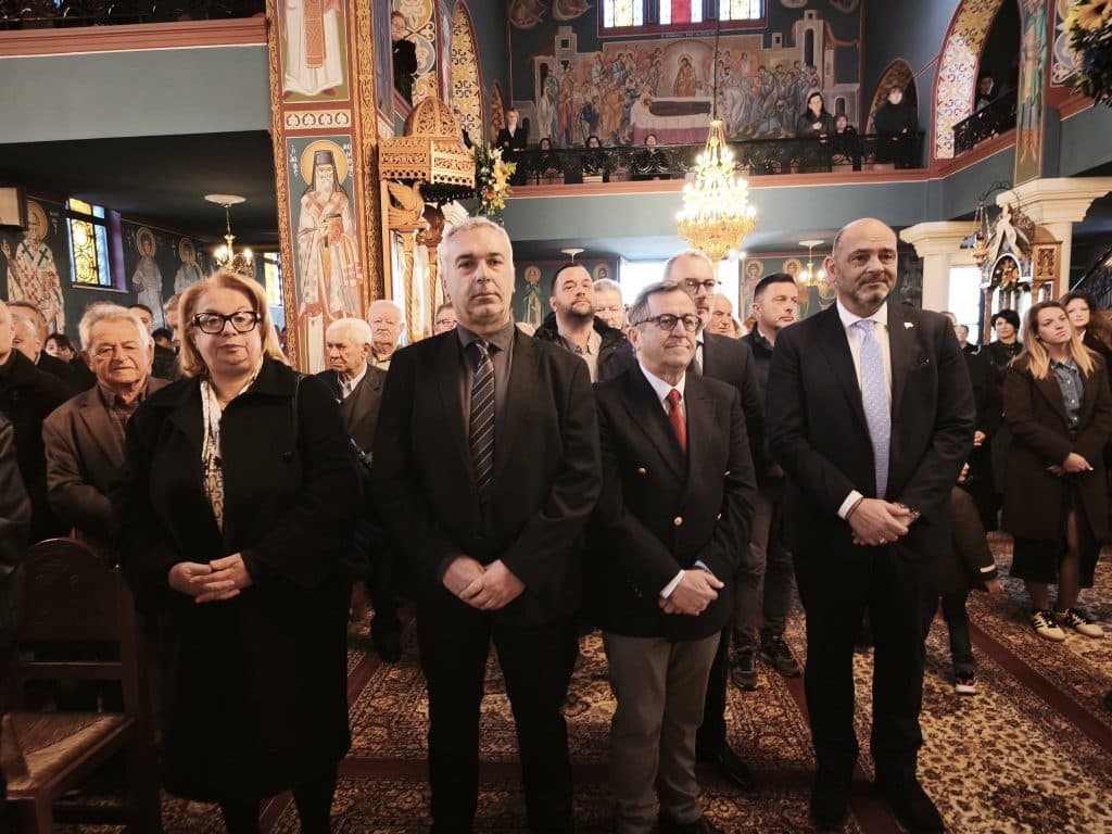 Με ιδιαίτερη κατάνυξη και τη δέουσα λαμπρότητα τιμήθηκε η μνήμη των Αγίων Θεοδώρων στα Δεμένικα Πατρών - φωτό