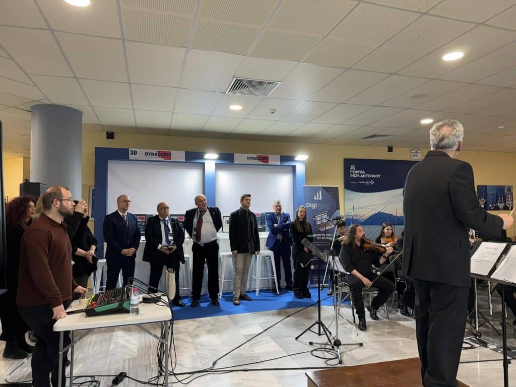 Πάτρα: Ο Πρύτανης στο Patras IQ - φωτο