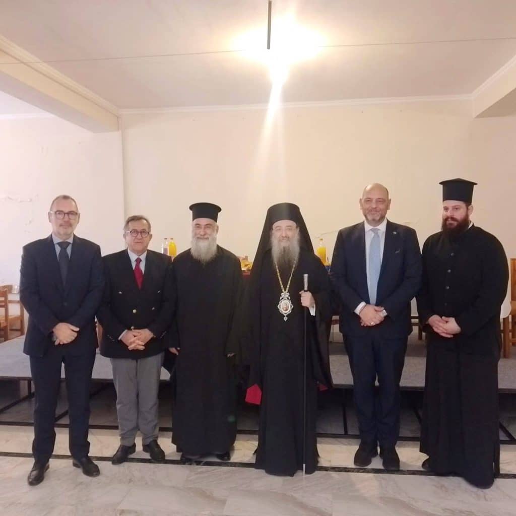 Με ιδιαίτερη κατάνυξη και τη δέουσα λαμπρότητα τιμήθηκε η μνήμη των Αγίων Θεοδώρων στα Δεμένικα Πατρών - φωτό