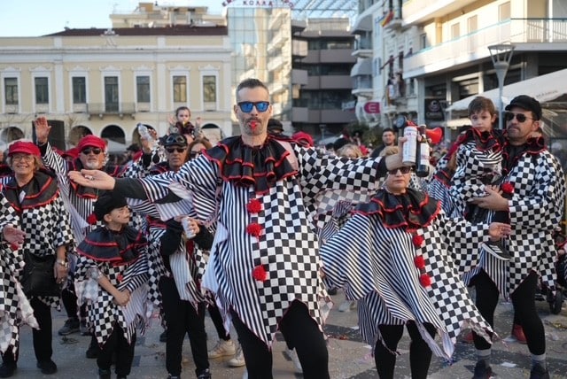 Το Πατρινό Καρναβάλι στα καλύτερά του - Δείτε Φωτογραφίες