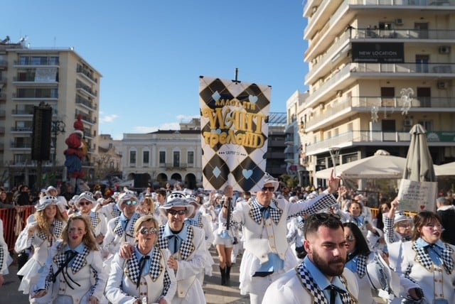 Το Πατρινό Καρναβάλι στα καλύτερά του - Δείτε Φωτογραφίες