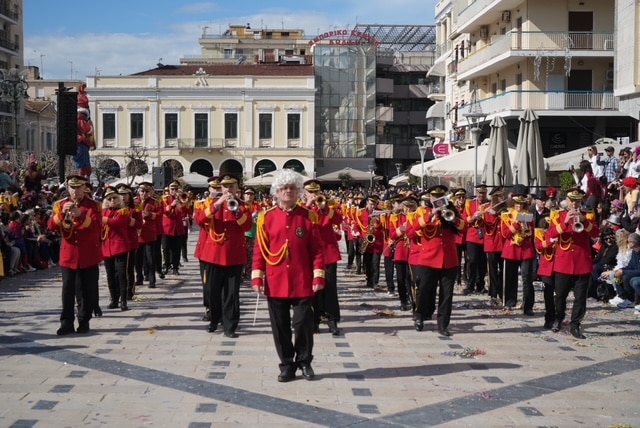 Το Πατρινό Καρναβάλι στα καλύτερά του - Δείτε Φωτογραφίες