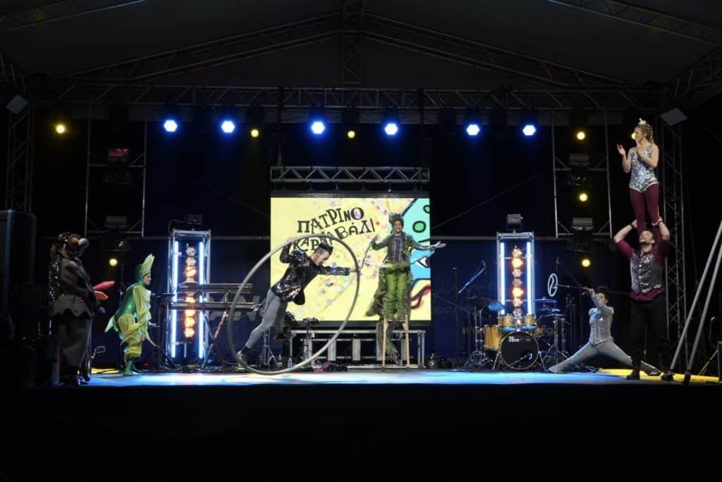 Φαντασμαγορική τελετή λήξης ενώπιον χιλιάδων Πατρινών και επισκεπτών - Δείτε νέες φωτό