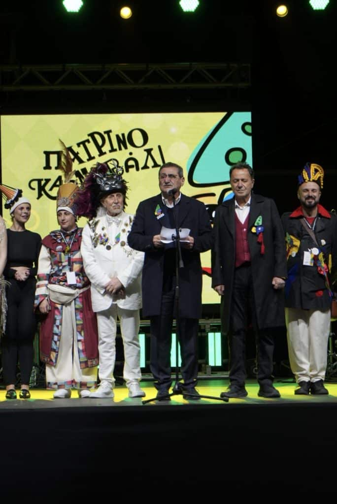 Φαντασμαγορική τελετή λήξης ενώπιον χιλιάδων Πατρινών και επισκεπτών - Δείτε νέες φωτό