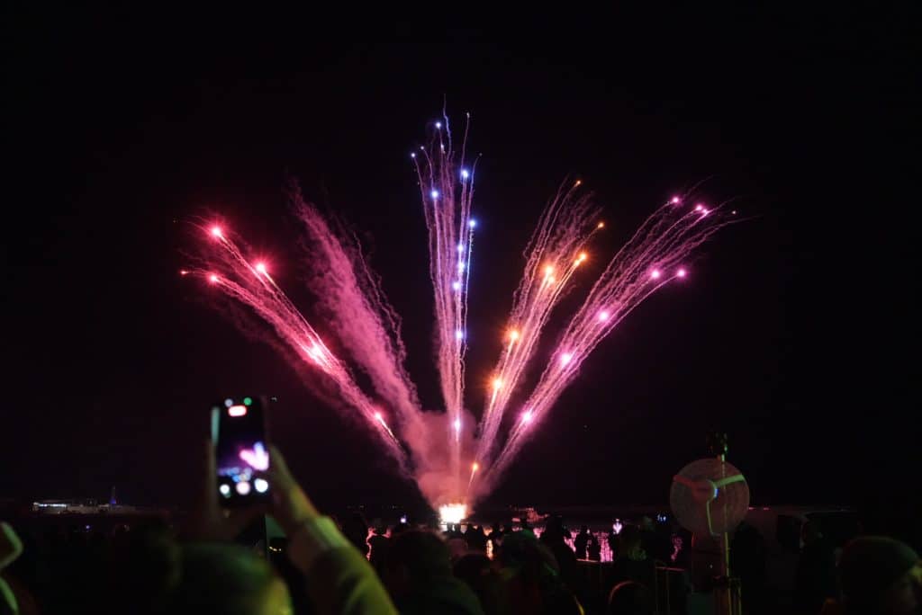 Φαντασμαγορική τελετή λήξης ενώπιον χιλιάδων Πατρινών και επισκεπτών - Δείτε νέες φωτό