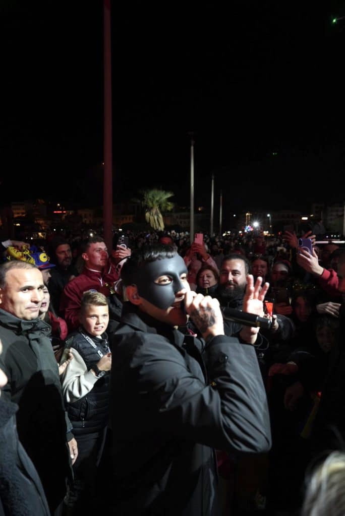 Φαντασμαγορική τελετή λήξης ενώπιον χιλιάδων Πατρινών και επισκεπτών - Δείτε νέες φωτό