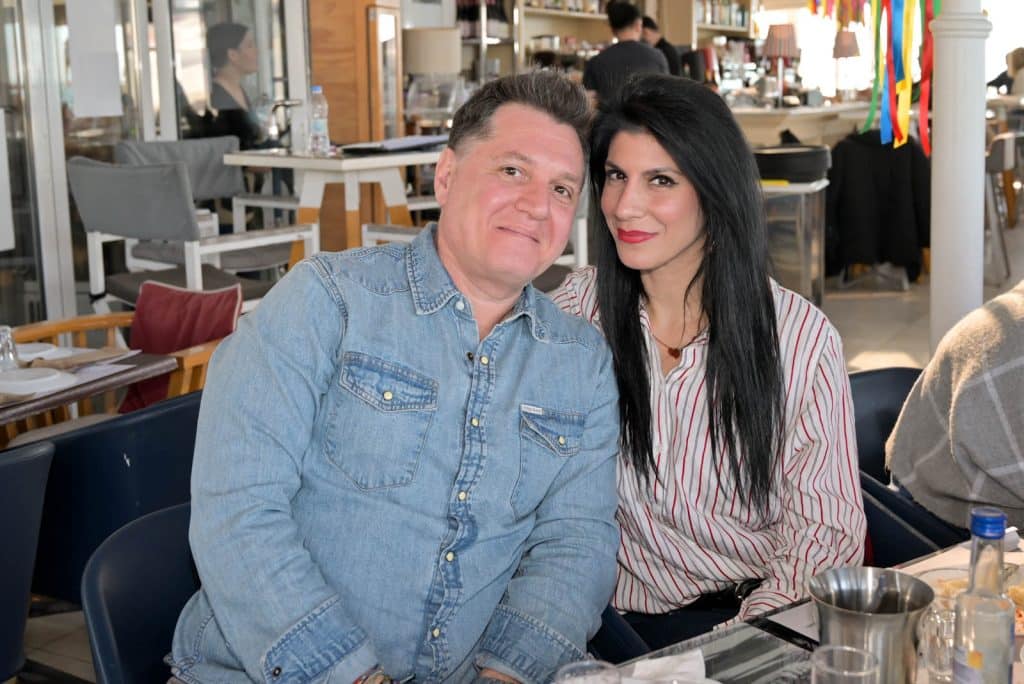 Κατάμεστος ο Φάρος – Χορός, κέφι και πολύχρωμοι χαρταετοί στην Καθαρά Δευτέρα - φωτο