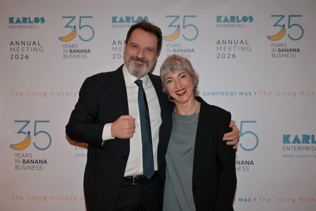 Πάτρα: Κοπή Πρωτοχρονιάτικη Πίτας από την Karlos Enterprises - φωτο