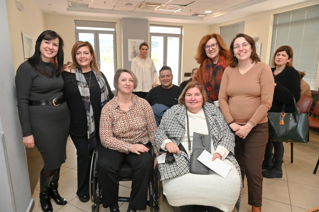 Η κοπή της πρωτοχρονιάτικης πίτας του Συλλόγου Φίλων της Κλινικής Αποκατάστασης Ασθενών με Κάκωση Νωτιαίου Μυελού