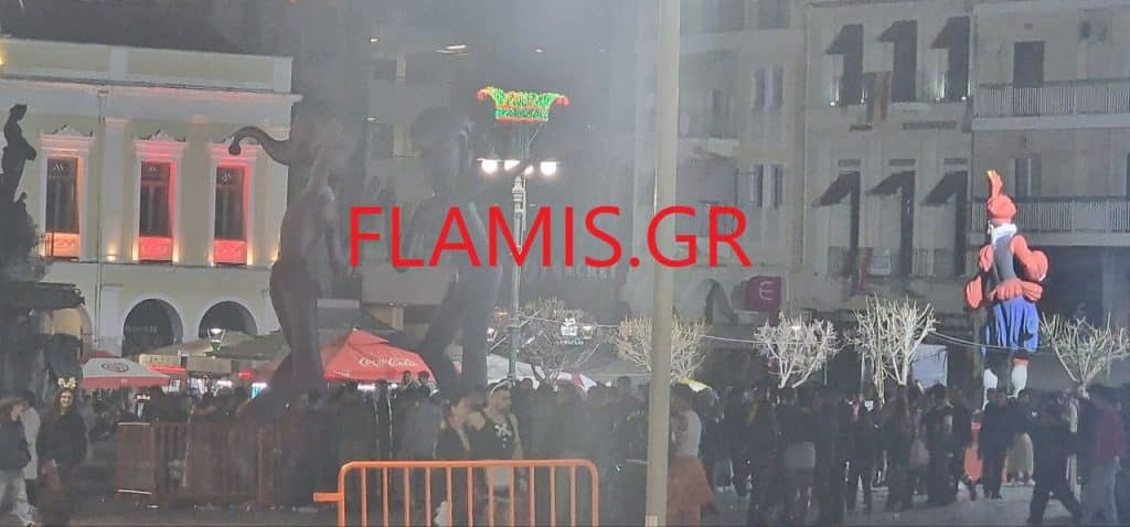 Πάτρα - Καρναβάλι ώρα 6 π.μ.: Το αδιαχώρητο στο κέντρο - Εκλεισε και η Πατρέως - φωτο και βίντεο