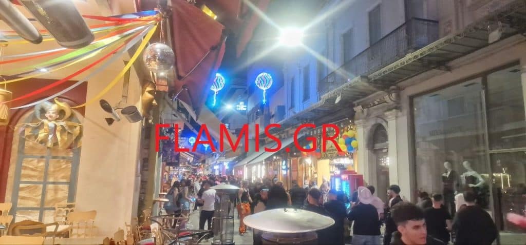 Πάτρα - Καρναβάλι ώρα 6 π.μ.: Το αδιαχώρητο στο κέντρο - Εκλεισε και η Πατρέως - φωτο και βίντεο