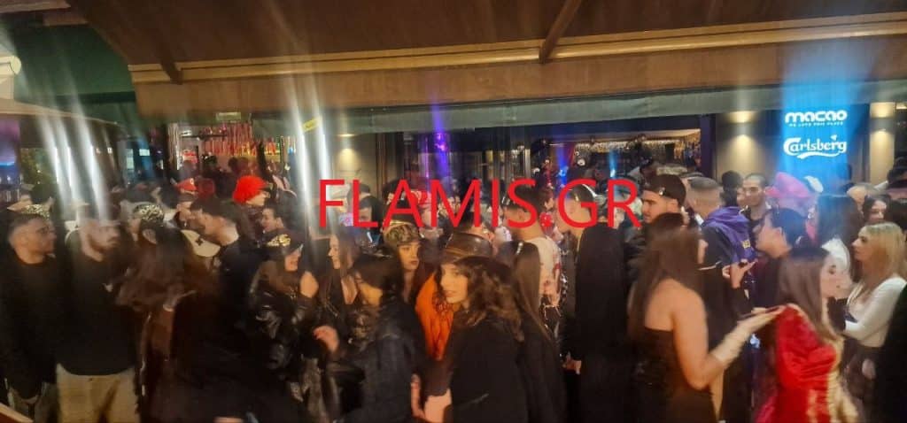 Πάτρα - Καρναβάλι ώρα 6 π.μ.: Το αδιαχώρητο στο κέντρο - Εκλεισε και η Πατρέως - φωτο και βίντεο