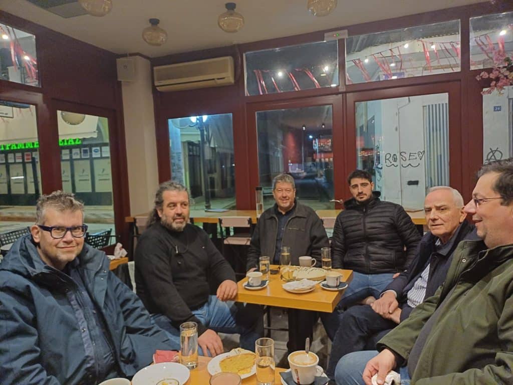 Η πίτα του Εμποροεπαγγελματικού   και Επιχειρηματικού  Συλλόγου Δ. Αιγιαλείας - φωτο