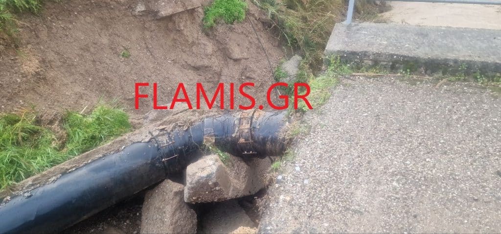 ΔΕΙΤΕ ΦΩΤΟ ΚΑΙ ΒΙΝΤΕΟ: Χωρίς νερό 50.000 άνθρωποι! Εγινε κομμάτια ο αγωγός από τον Ερύμανθο - Αυτοψία του flamis.gr