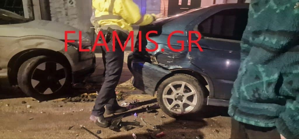 Πάτρα - ΤΩΡΑ: Σφοδρή σύγκρουση στην Κορίνθου - Αγροτικό έπεσε πάνω σε δύο οχήματα - φωτό