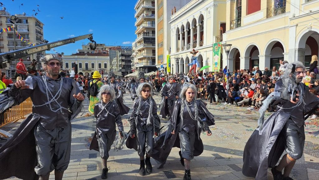 Πάτρα: Μεγάλη παρέλαση Καρναβαλιού 2026 - Δείτε πάνω από 300 φωτογραφίες