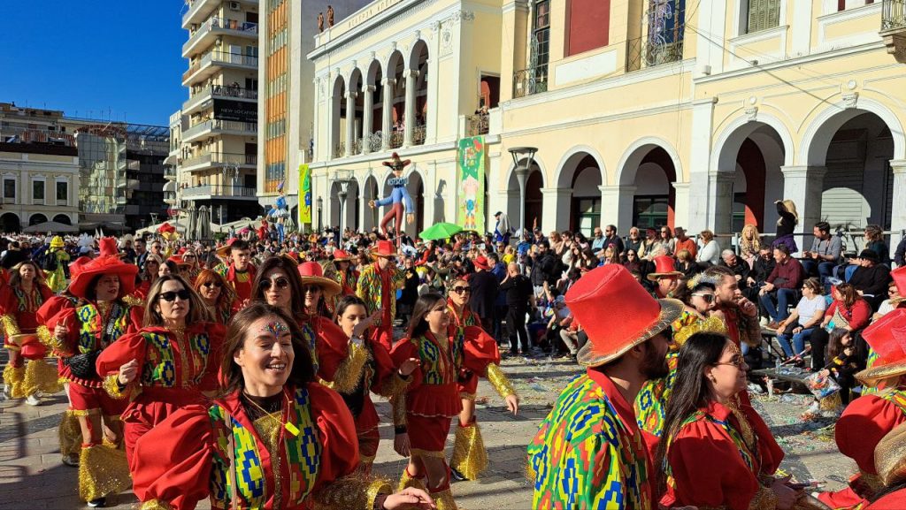 Πάτρα: Μεγάλη παρέλαση Καρναβαλιού 2026 - Δείτε πάνω από 300 φωτογραφίες