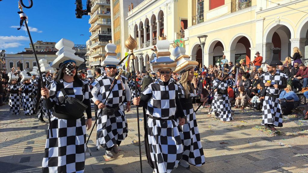 Πάτρα: Μεγάλη παρέλαση Καρναβαλιού 2026 - Δείτε πάνω από 300 φωτογραφίες