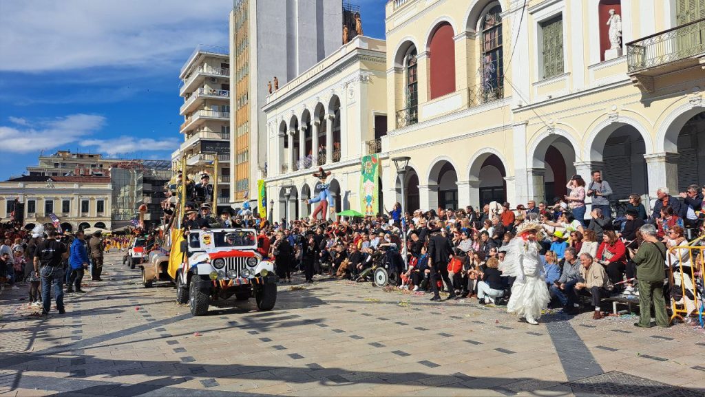 Πάτρα: Μεγάλη παρέλαση Καρναβαλιού 2026 - Δείτε πάνω από 300 φωτογραφίες