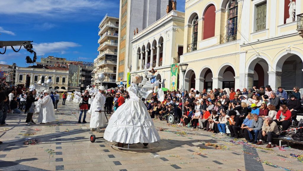 Πάτρα: Μεγάλη παρέλαση Καρναβαλιού 2026 - Δείτε πάνω από 300 φωτογραφίες