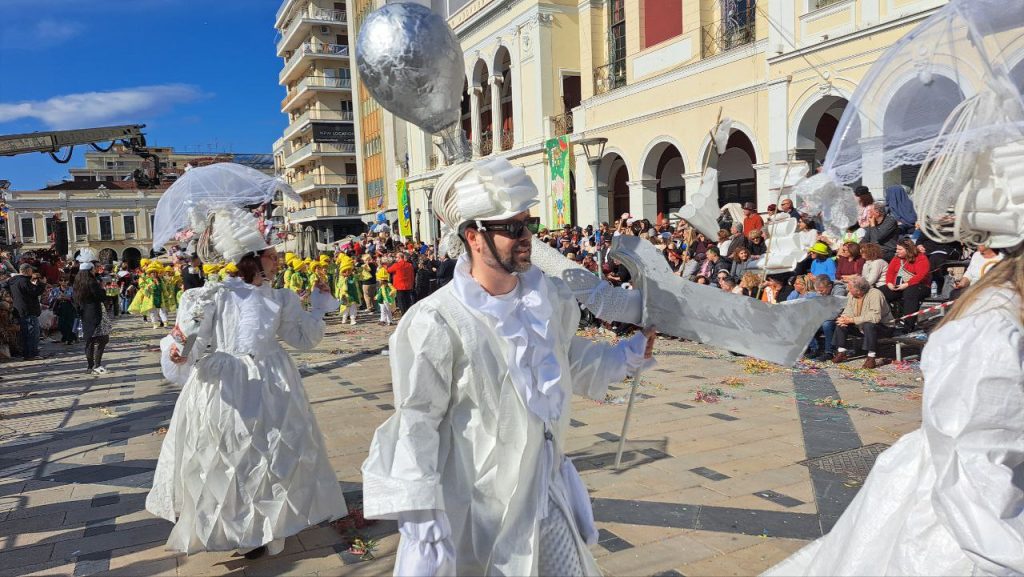 Πάτρα: Μεγάλη παρέλαση Καρναβαλιού 2026 - Δείτε πάνω από 300 φωτογραφίες