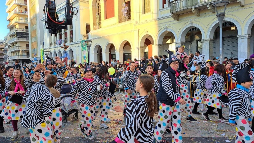 Πάτρα: Μεγάλη παρέλαση Καρναβαλιού 2026 - Δείτε πάνω από 300 φωτογραφίες