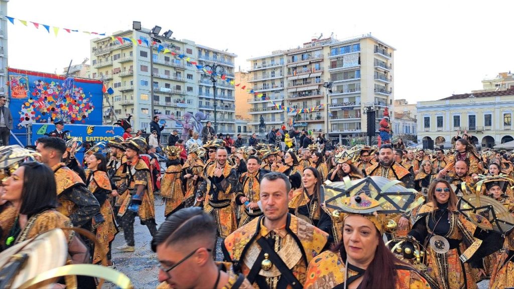 Πάτρα: Μεγάλη παρέλαση Καρναβαλιού 2026 - Δείτε πάνω από 300 φωτογραφίες