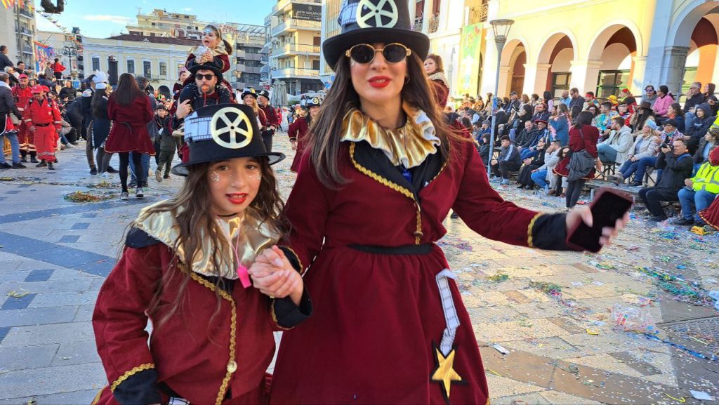 Πάτρα: Μεγάλη παρέλαση Καρναβαλιού 2026 - Δείτε πάνω από 300 φωτογραφίες