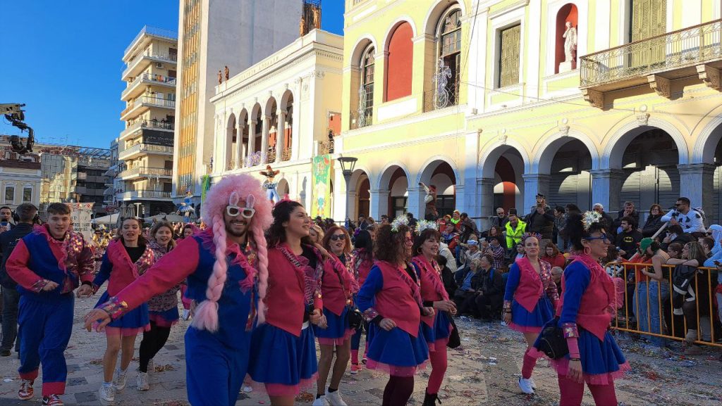 Πάτρα: Μεγάλη παρέλαση Καρναβαλιού 2026 - Δείτε πάνω από 300 φωτογραφίες