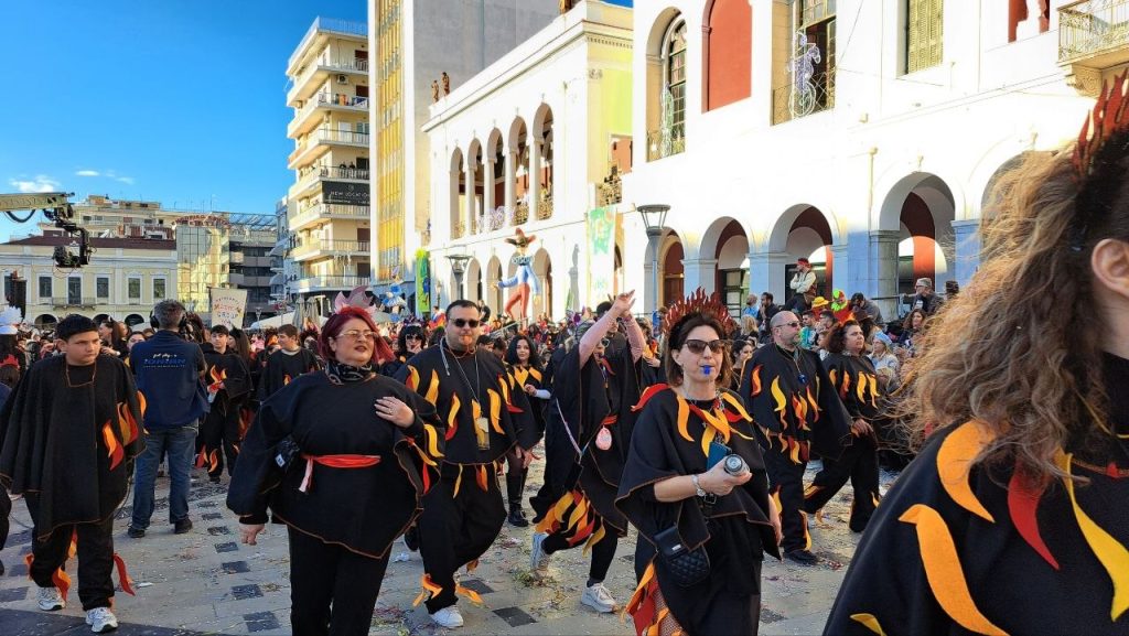 Πάτρα: Μεγάλη παρέλαση Καρναβαλιού 2026 - Δείτε πάνω από 300 φωτογραφίες