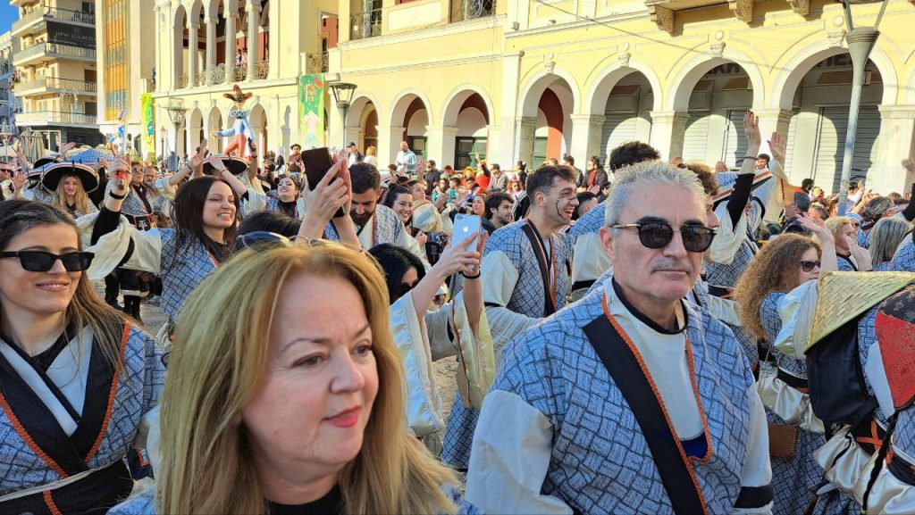 Πάτρα: Μεγάλη παρέλαση Καρναβαλιού 2026 - Δείτε πάνω από 300 φωτογραφίες