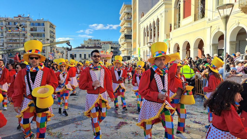 Πάτρα: Μεγάλη παρέλαση Καρναβαλιού 2026 - Δείτε πάνω από 300 φωτογραφίες