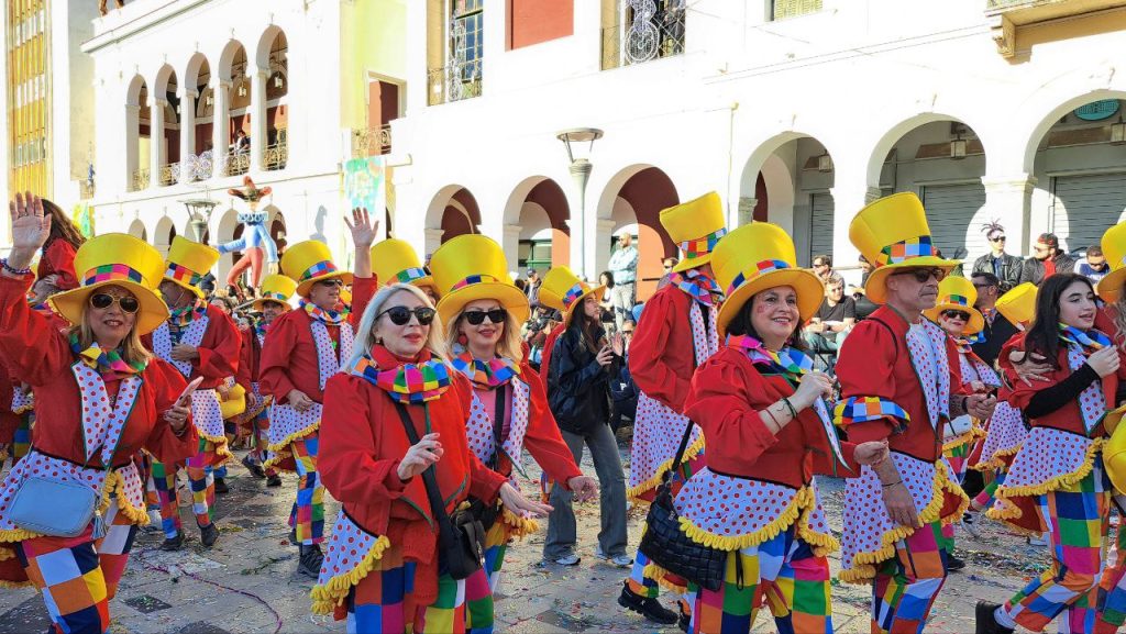 Πάτρα: Μεγάλη παρέλαση Καρναβαλιού 2026 - Δείτε πάνω από 300 φωτογραφίες