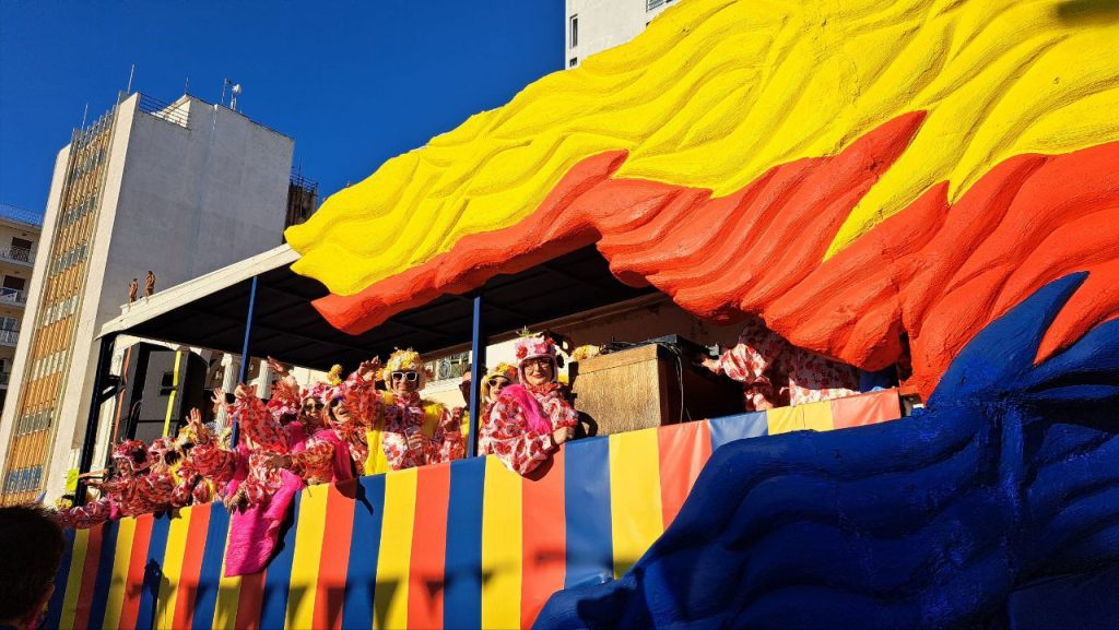 Πάτρα: Μεγάλη παρέλαση Καρναβαλιού 2026 - Δείτε πάνω από 300 φωτογραφίες