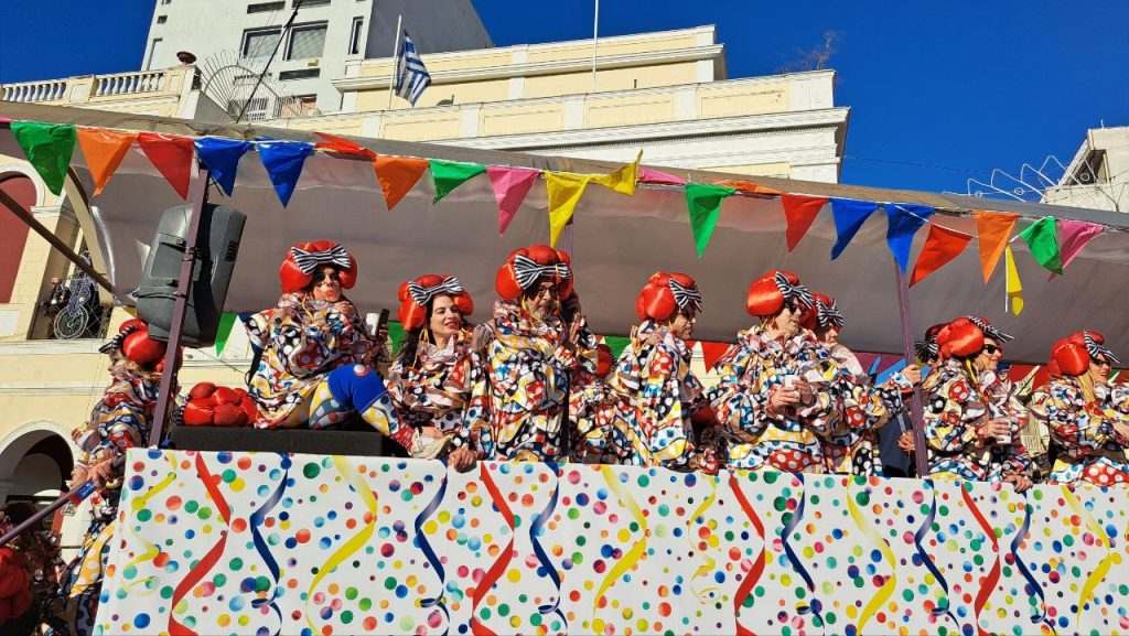 Πάτρα: Μεγάλη παρέλαση Καρναβαλιού 2026 - Δείτε πάνω από 300 φωτογραφίες