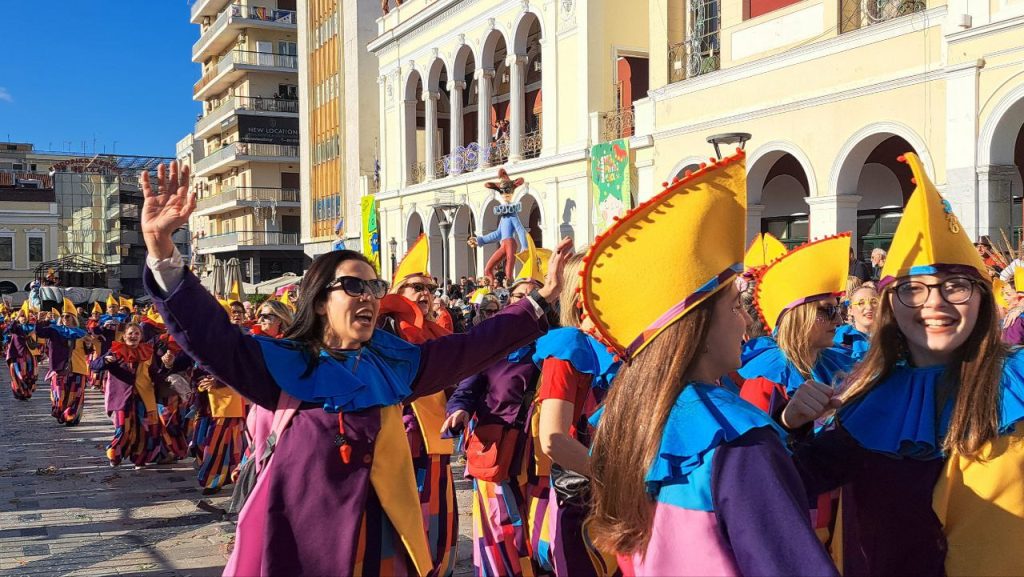 Πάτρα: Μεγάλη παρέλαση Καρναβαλιού 2026 - Δείτε πάνω από 300 φωτογραφίες