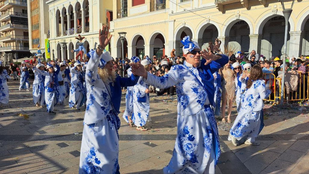 Πάτρα: Μεγάλη παρέλαση Καρναβαλιού 2026 - Δείτε πάνω από 300 φωτογραφίες