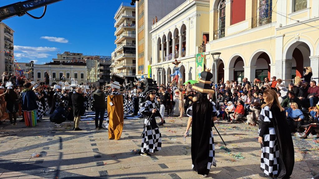 Πάτρα: Μεγάλη παρέλαση Καρναβαλιού 2026 - Δείτε πάνω από 300 φωτογραφίες