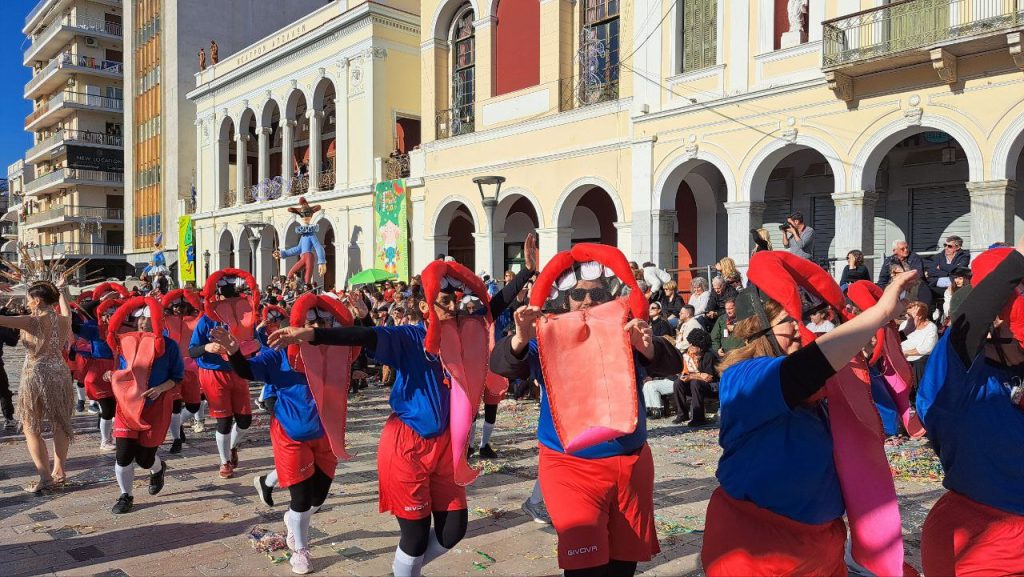 Πάτρα: Μεγάλη παρέλαση Καρναβαλιού 2026 - Δείτε πάνω από 300 φωτογραφίες