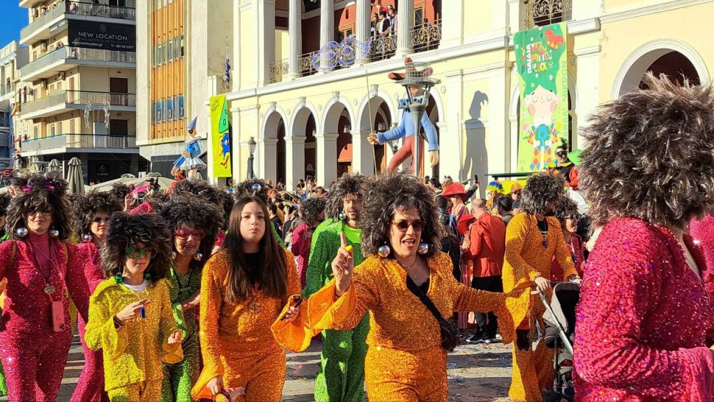 Πάτρα: Μεγάλη παρέλαση Καρναβαλιού 2026 - Δείτε πάνω από 300 φωτογραφίες