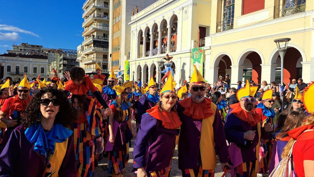 Πάτρα: Μεγάλη παρέλαση Καρναβαλιού 2026 - Δείτε πάνω από 300 φωτογραφίες