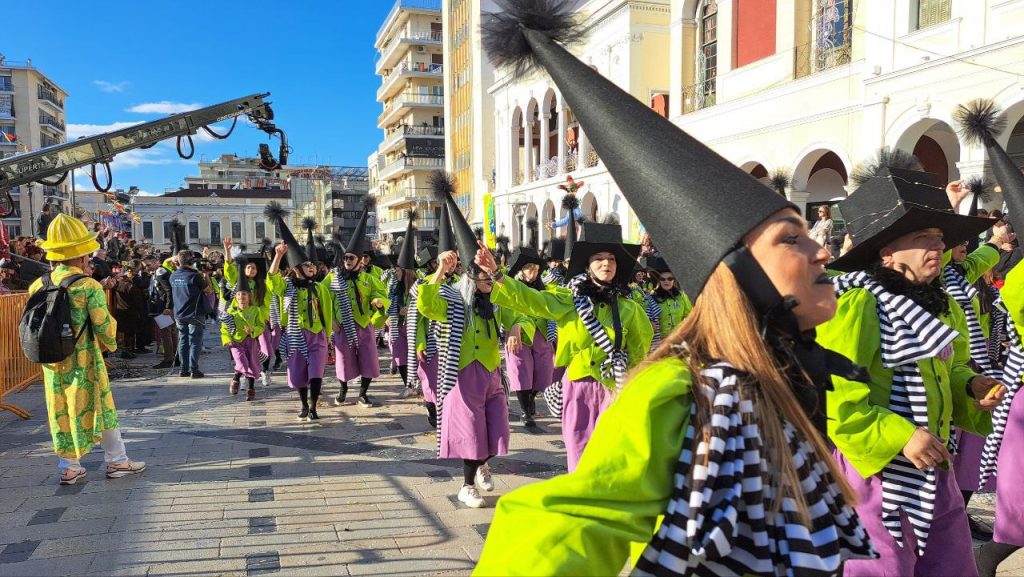 Πάτρα: Μεγάλη παρέλαση Καρναβαλιού 2026 - Δείτε πάνω από 300 φωτογραφίες